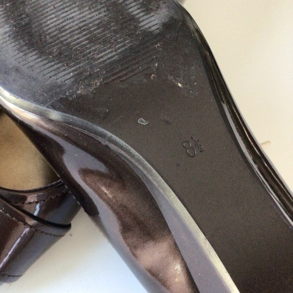 Coach Wedge Closed Toes Shoes - Picture 7 of 8